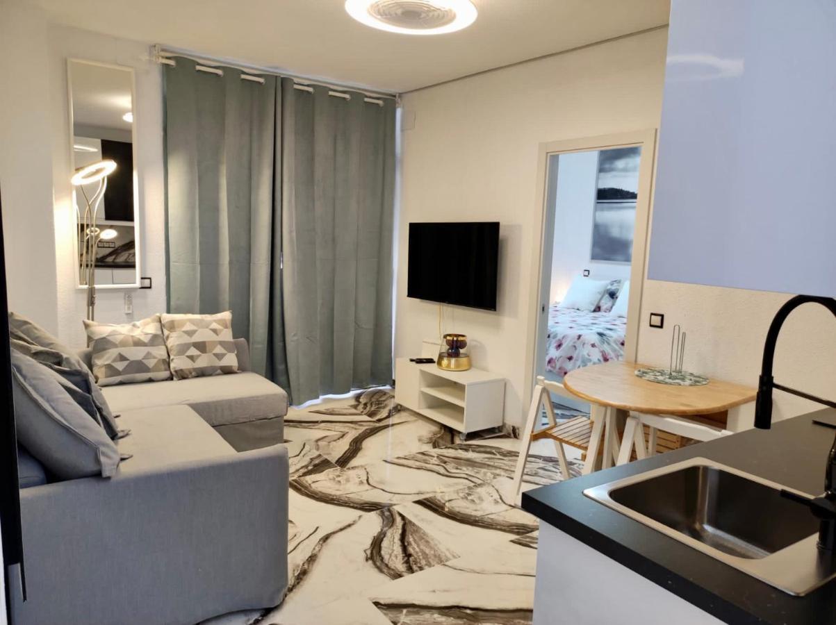 2 Bedrooms Flat + Balcony + Parking At Las Canteras Beach Las Palmas de Gran Canaria Extérieur photo