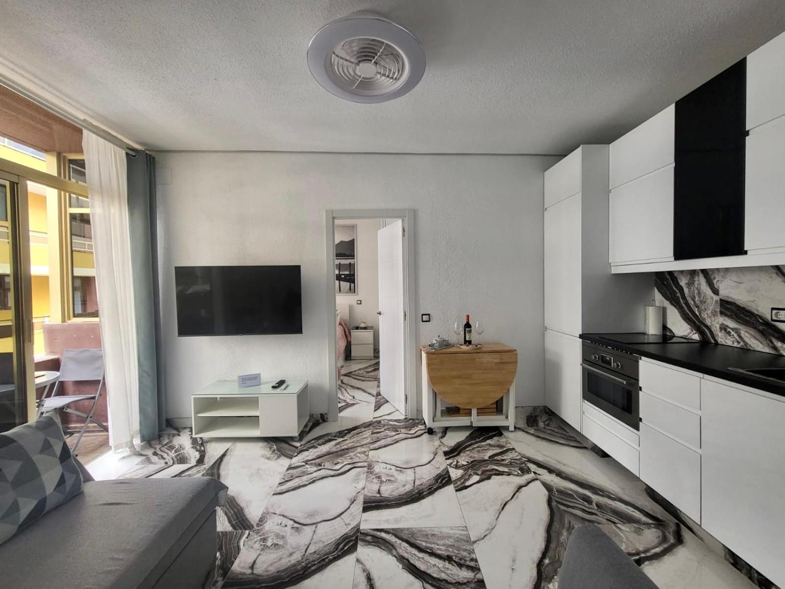 2 Bedrooms Flat + Balcony + Parking At Las Canteras Beach Las Palmas de Gran Canaria Extérieur photo