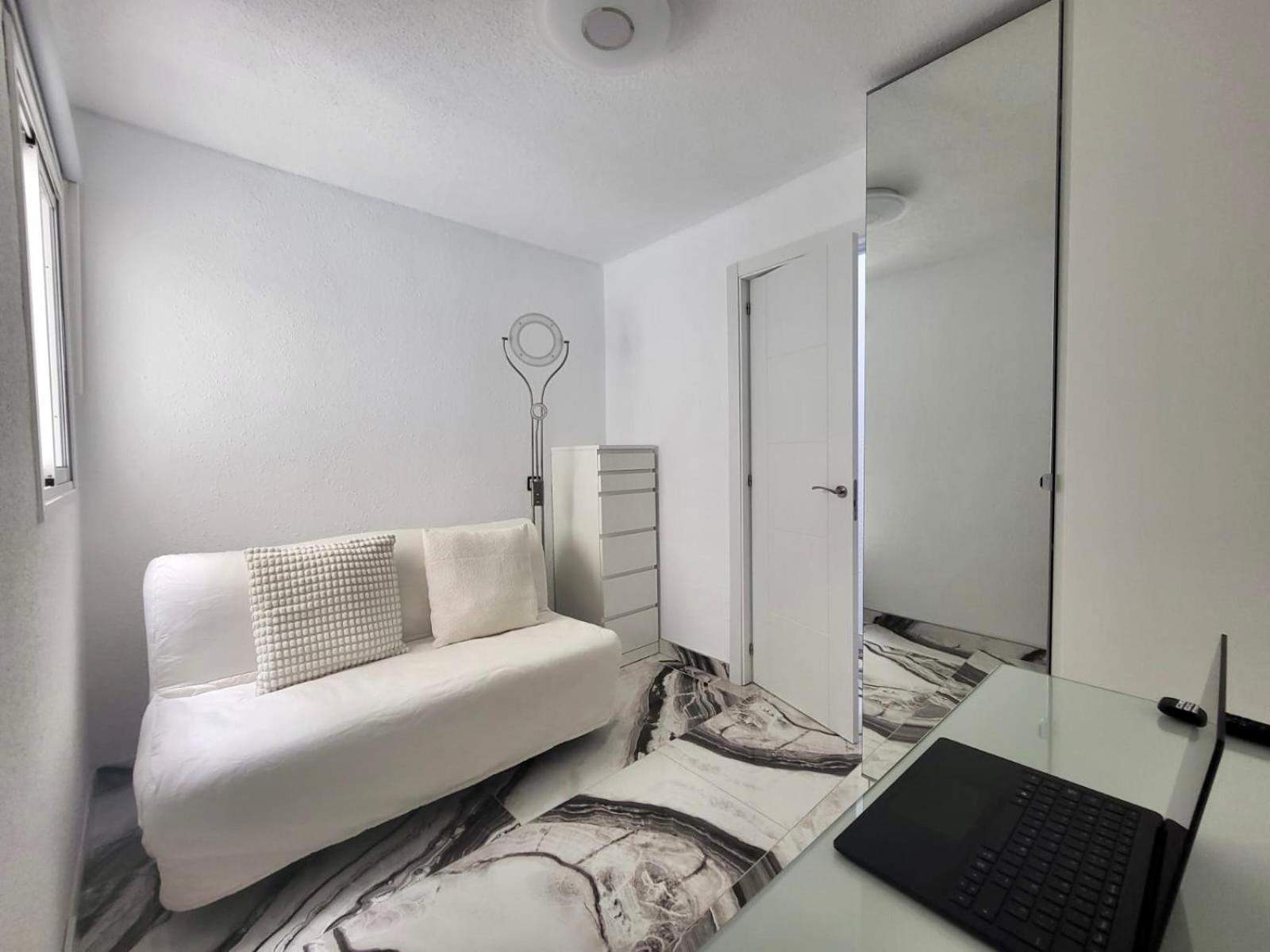 2 Bedrooms Flat + Balcony + Parking At Las Canteras Beach Las Palmas de Gran Canaria Extérieur photo